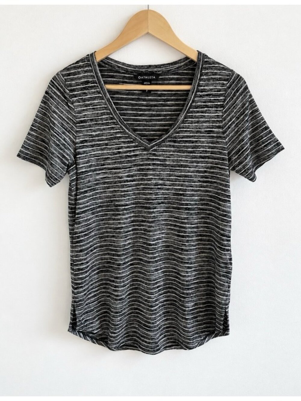 Athleta Breezy Scoop V-Neck Tee Striped Modal Black White Women’s Small